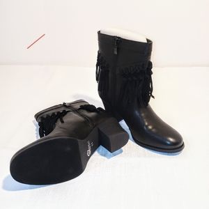 women's black boots Used